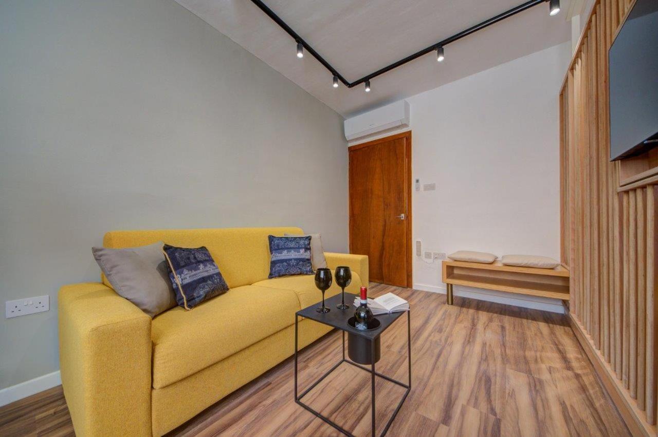 Stylish Apartment In St Julians 1 Min Away From The Sea Saint Julian's ภายนอก รูปภาพ